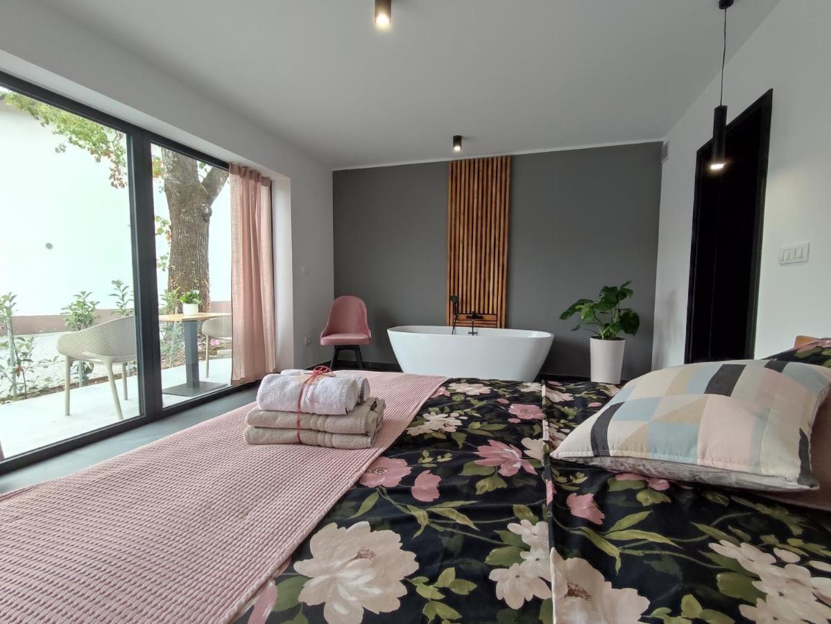 Boutique Rooms By Petric Winery Dobravlje Zewnętrze zdjęcie