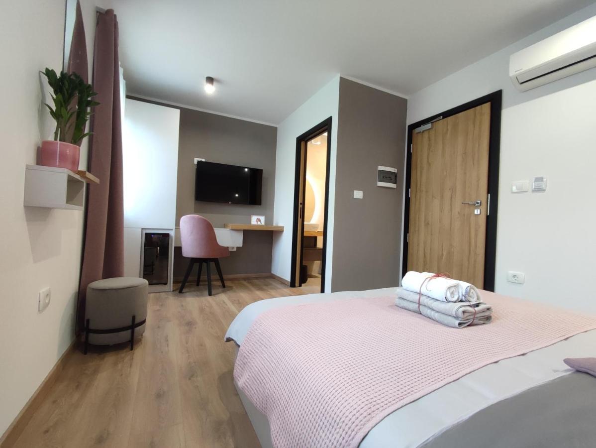 Boutique Rooms By Petric Winery Dobravlje Zewnętrze zdjęcie