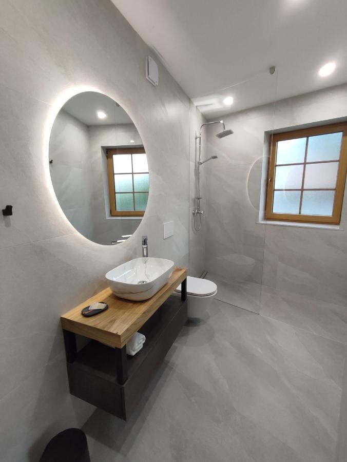 Boutique Rooms By Petric Winery Dobravlje Zewnętrze zdjęcie