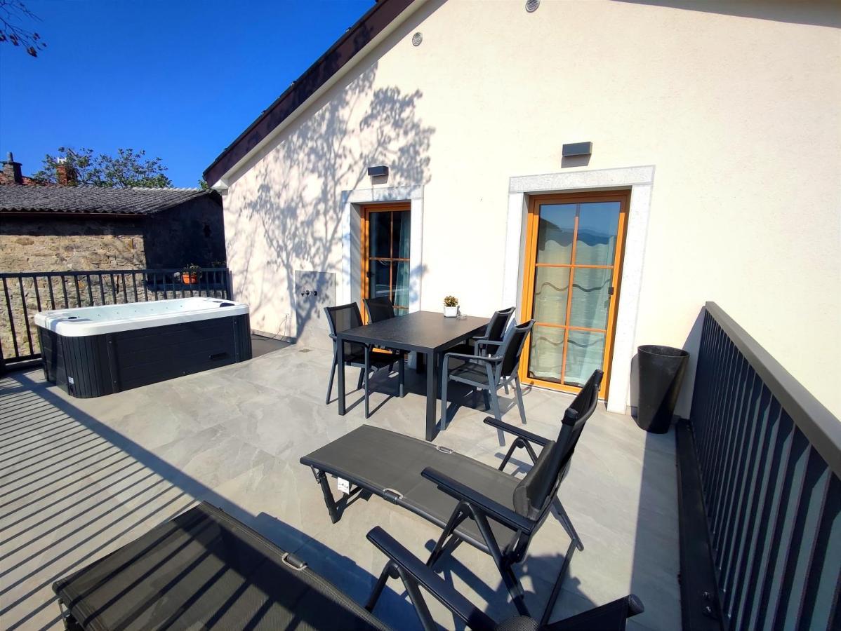 Boutique Rooms By Petric Winery Dobravlje Zewnętrze zdjęcie